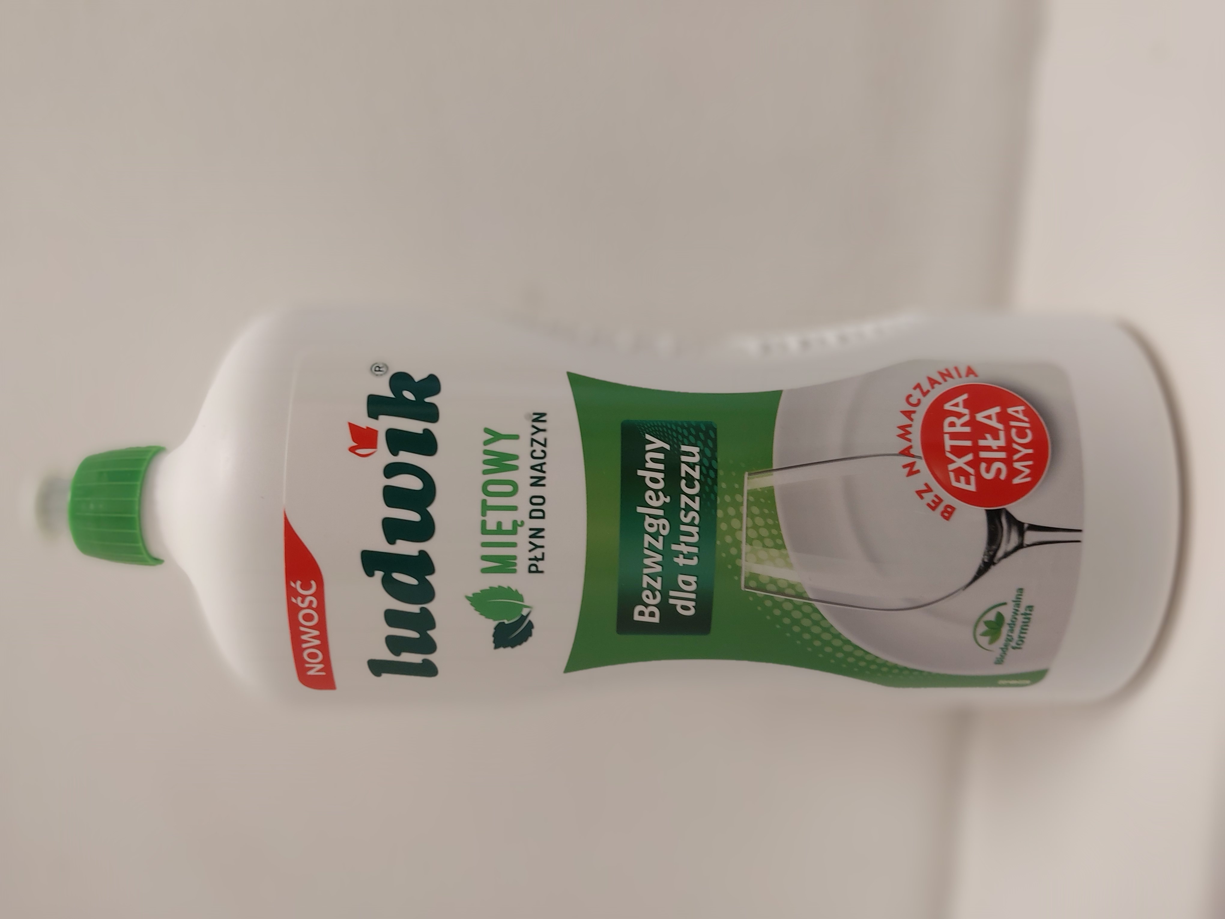 Płyn do mycia naczyń miętowy 900g